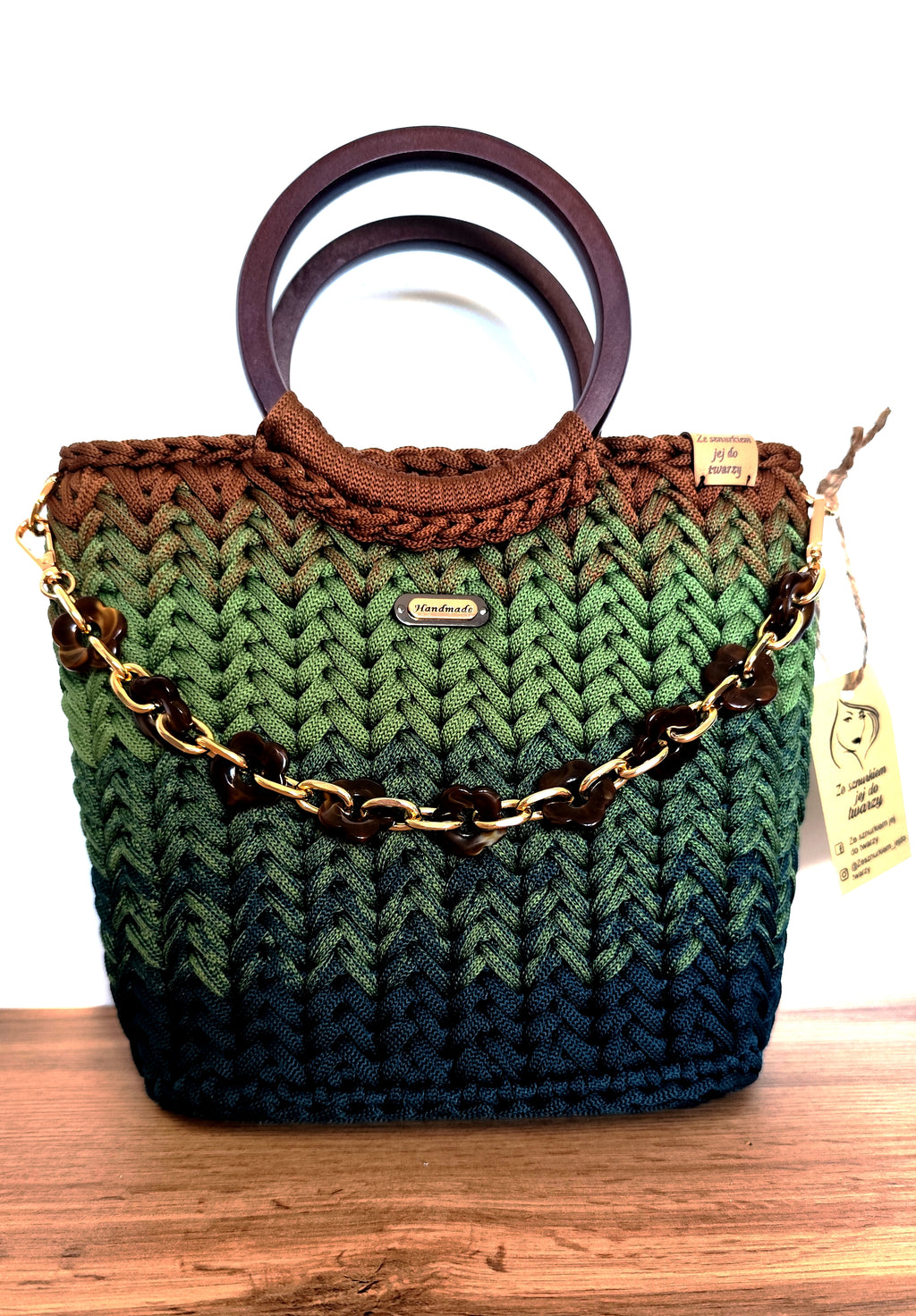 Torebka kuferek ombre zielono-brązowa z drewnianą rączką - widok z przodu