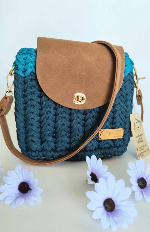 Torebka w kolorach morskich